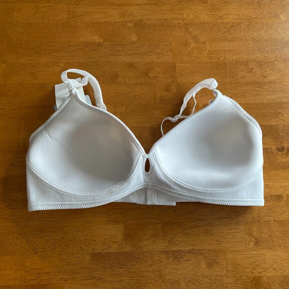 Size 38C Hanes white convertible wire-free lightly padded bra adjustable straps - Picture 4 of 12